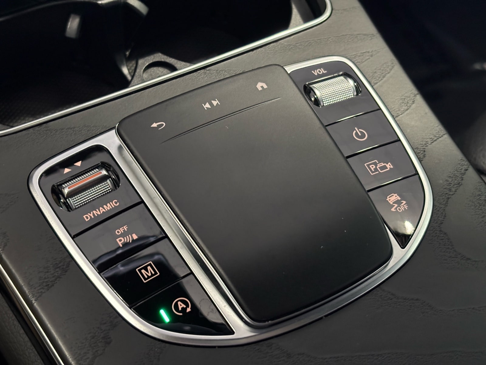 2022 Mercedes-Benz GLC GLC300 - Photo 33