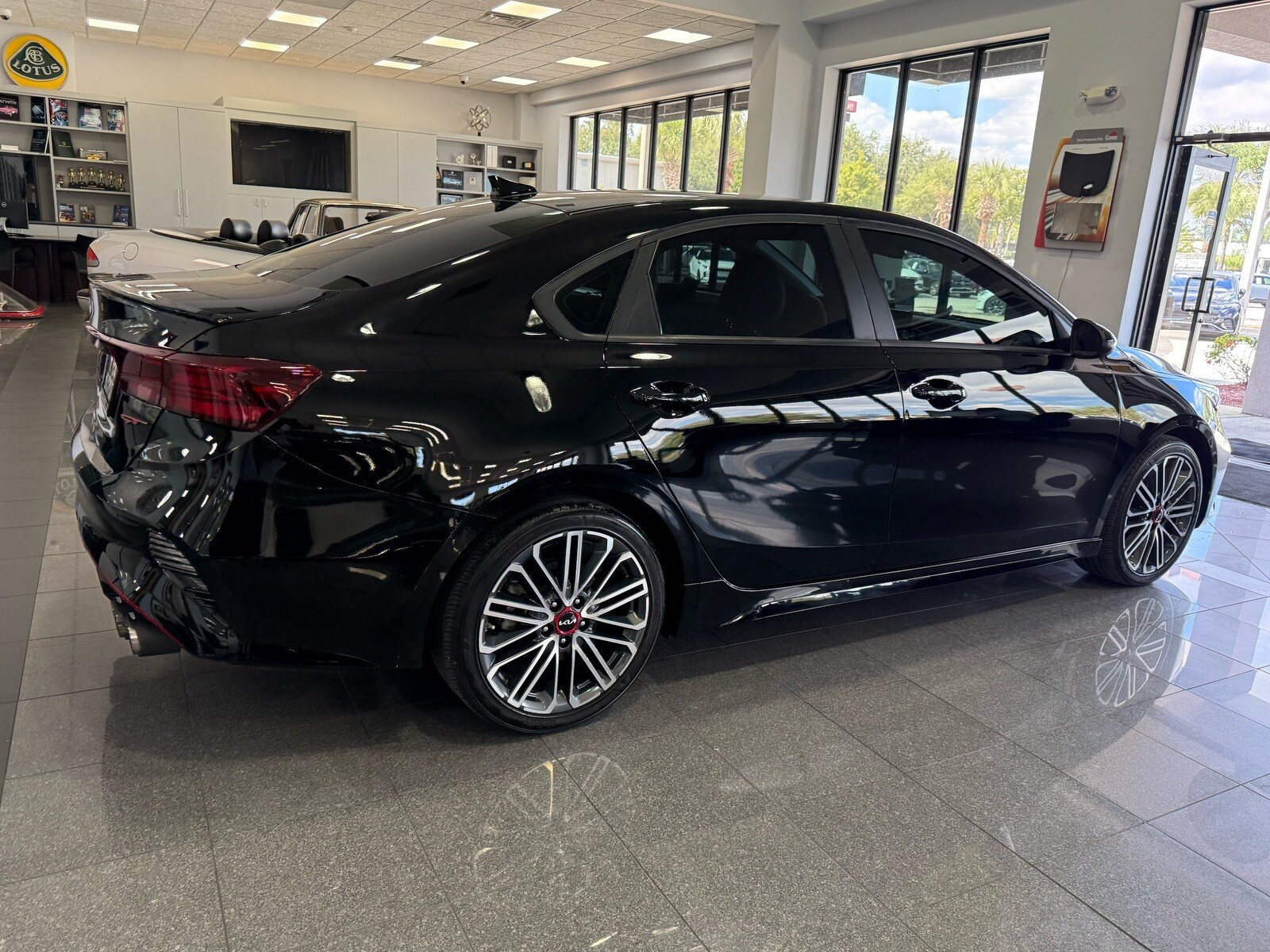 2024 Kia Forte GT photo 2