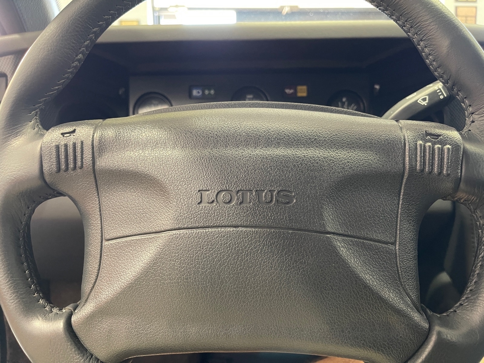1994 Lotus Esprit - Photo 36