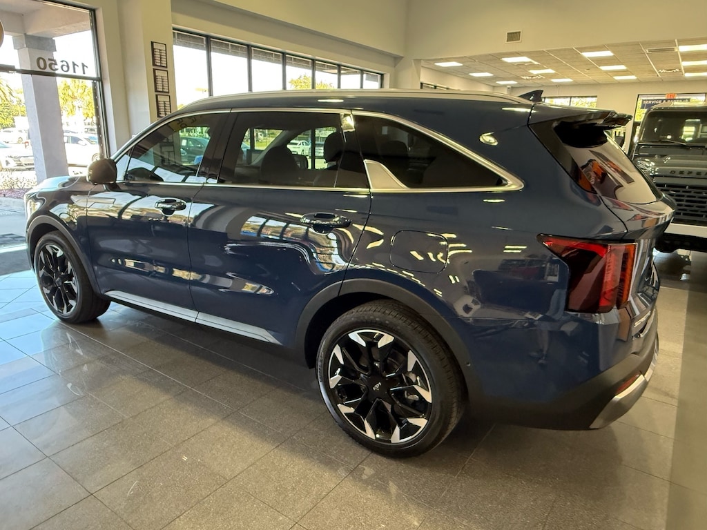 Certified 2024 Kia Sorento SX
