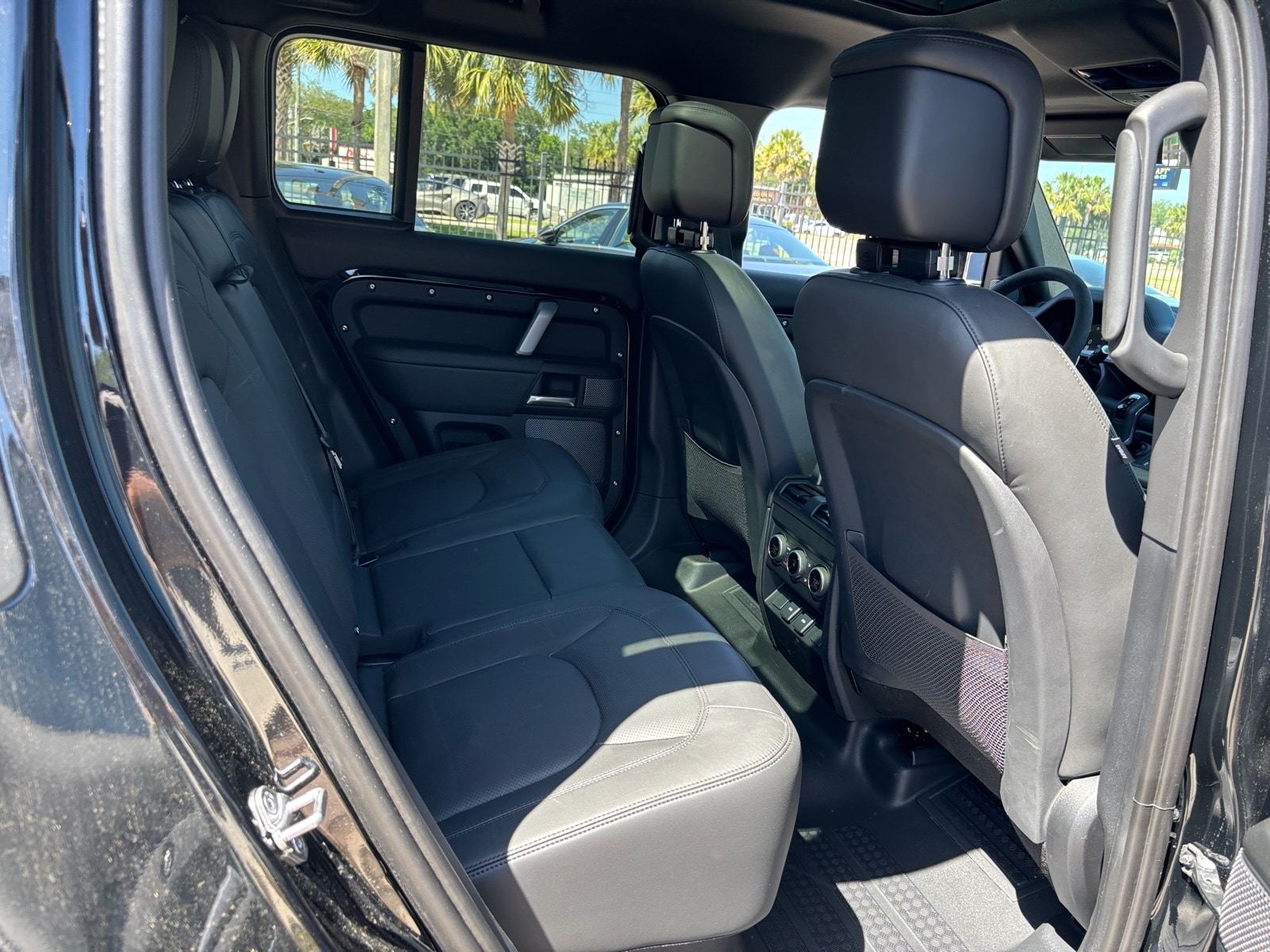 2024 Land Rover Defender V8 - Photo 22