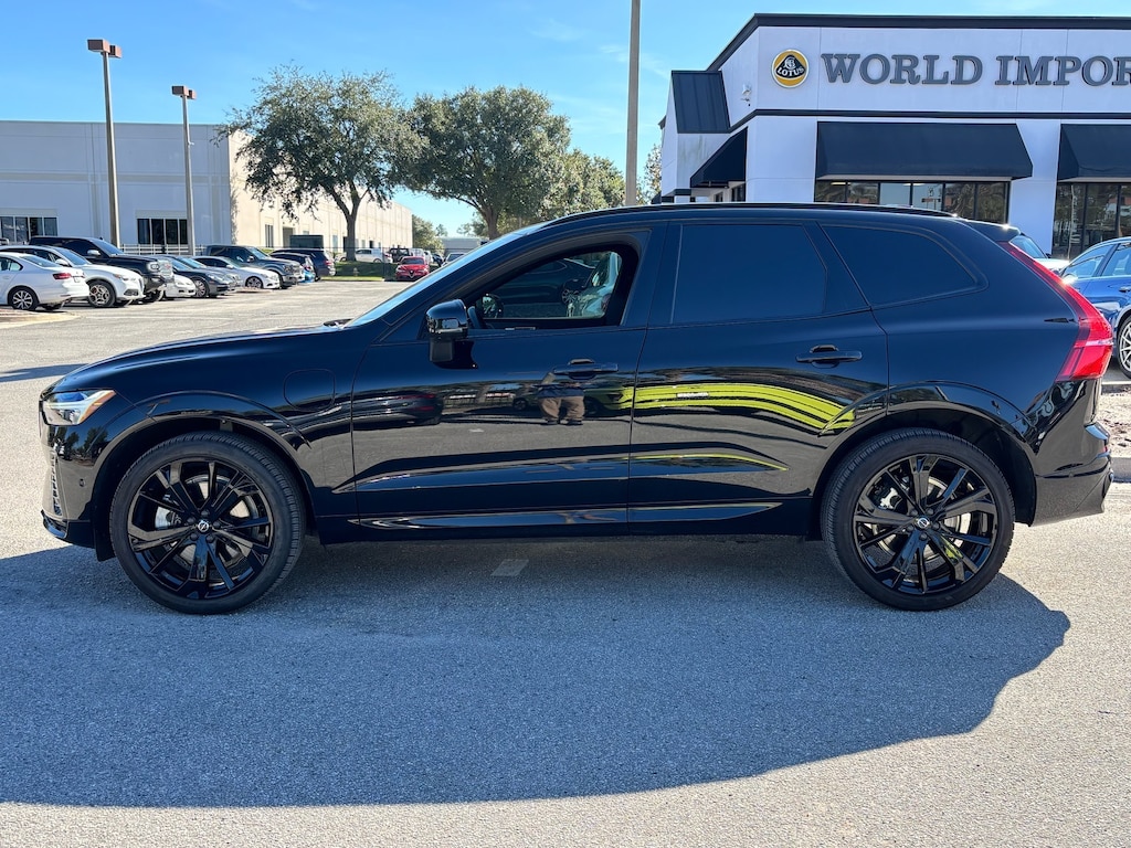 Certified 2024 Volvo XC60 plug-in hybrid T8 Ultimate Black Edition SUV