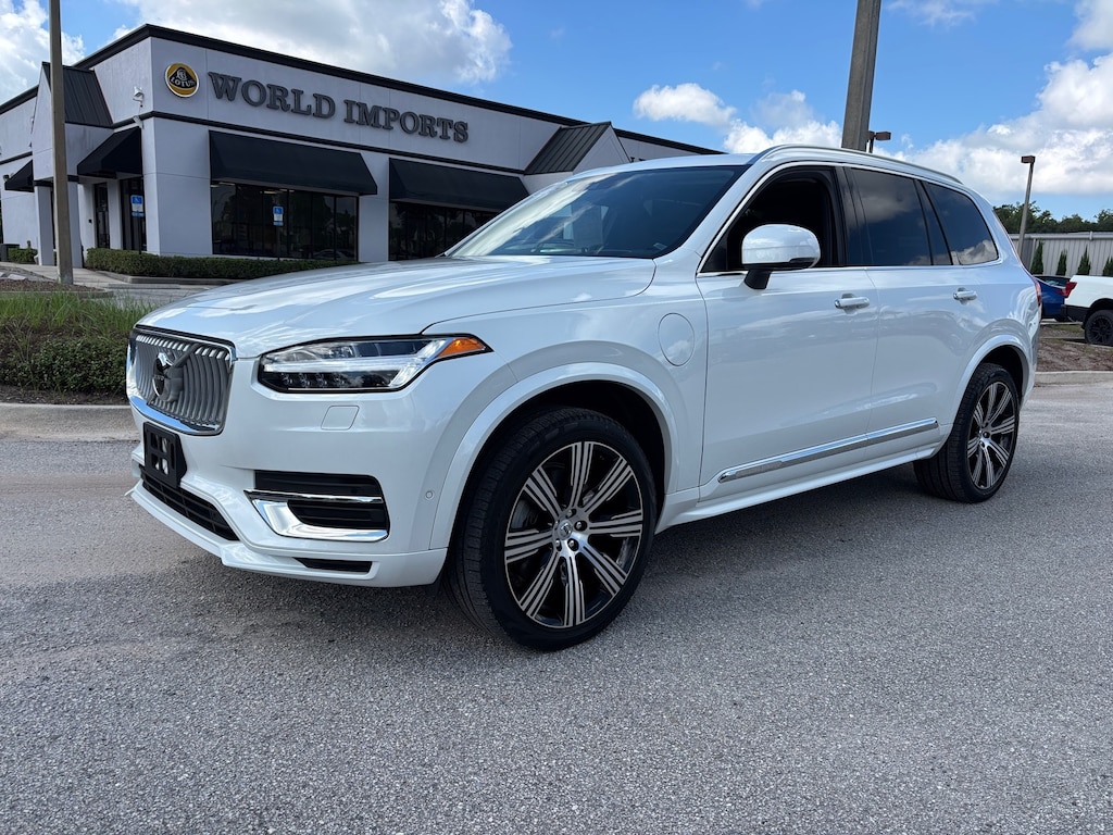 Certified 2022 Volvo XC90 Recharge Plug-In Hybrid Inscription - NEW $78,270.00