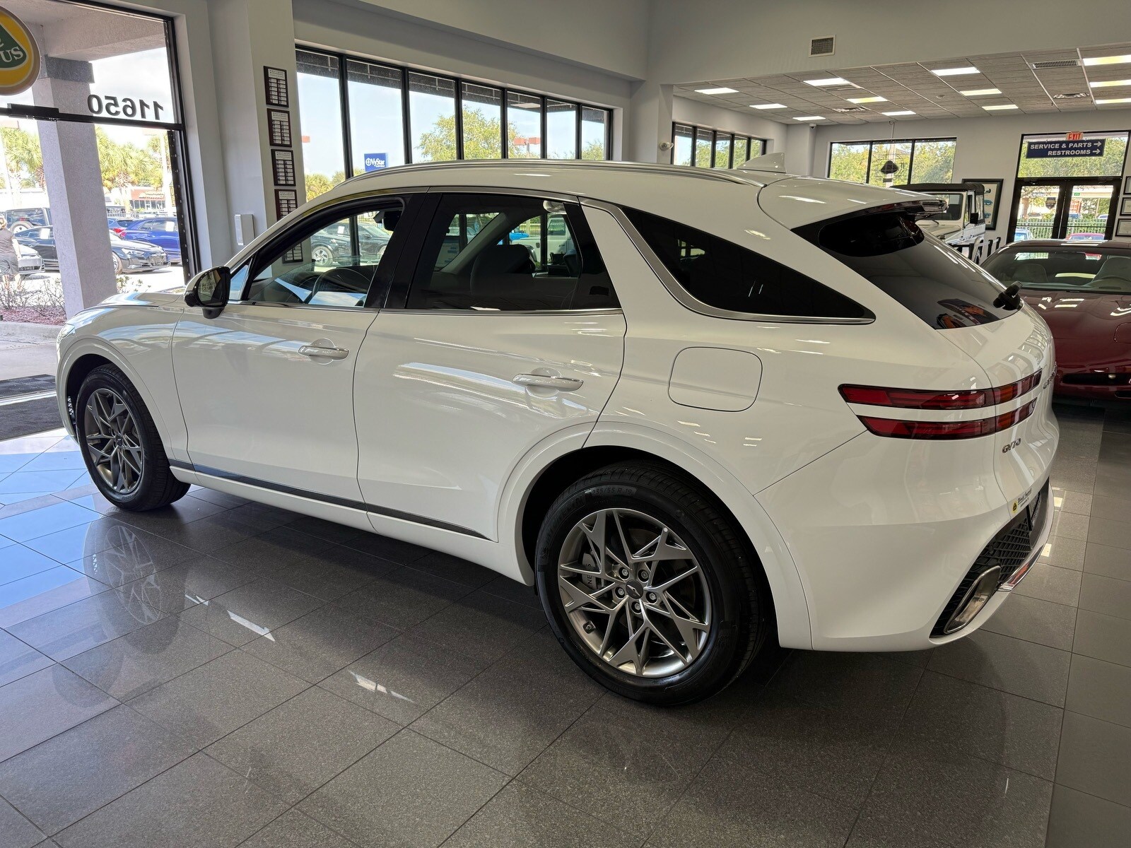 2025 Genesis GV70 2.5T photo 2