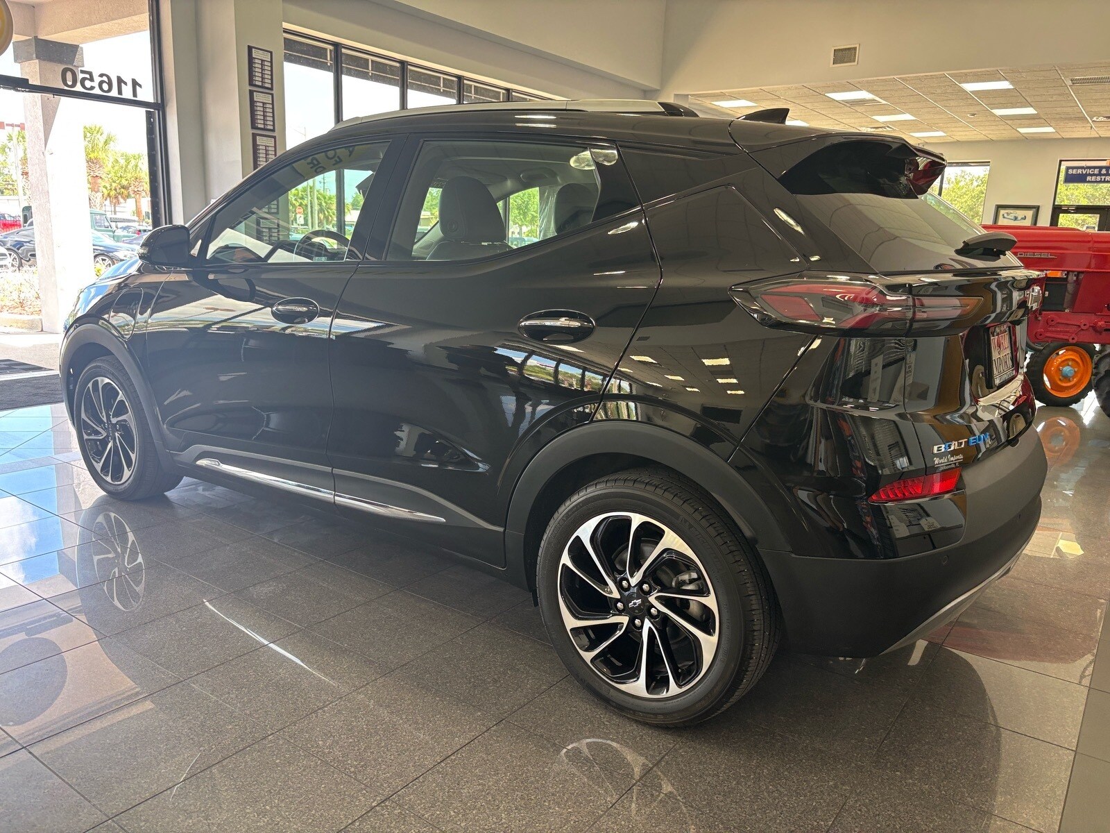 2022 Chevrolet Bolt EUV Premier photo 3