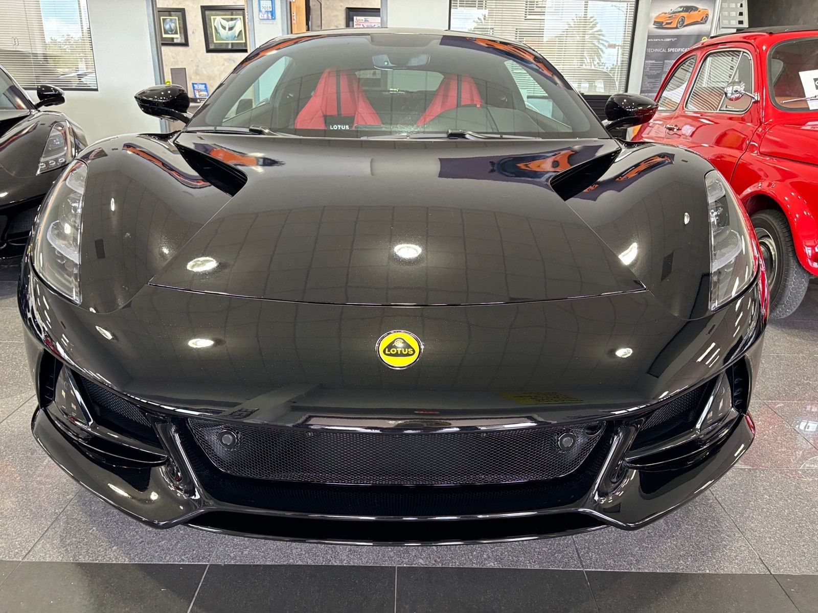 2024 Lotus Emira First Edition - Photo 25