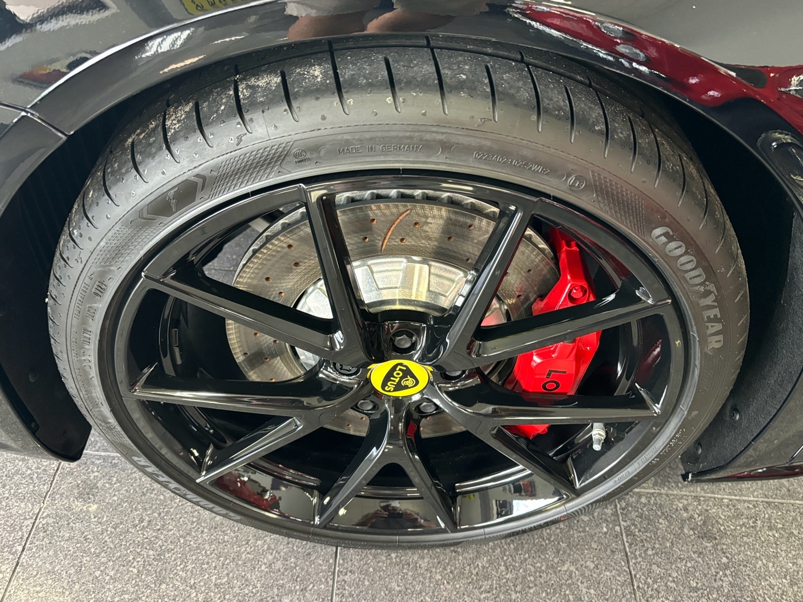 2024 Lotus Emira First Edition - Photo 29