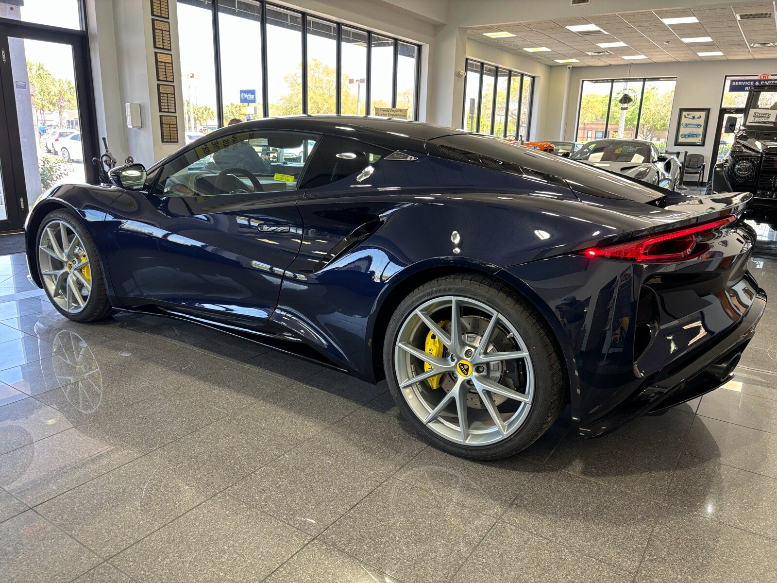 2024 Lotus Emira First Edition photo 3