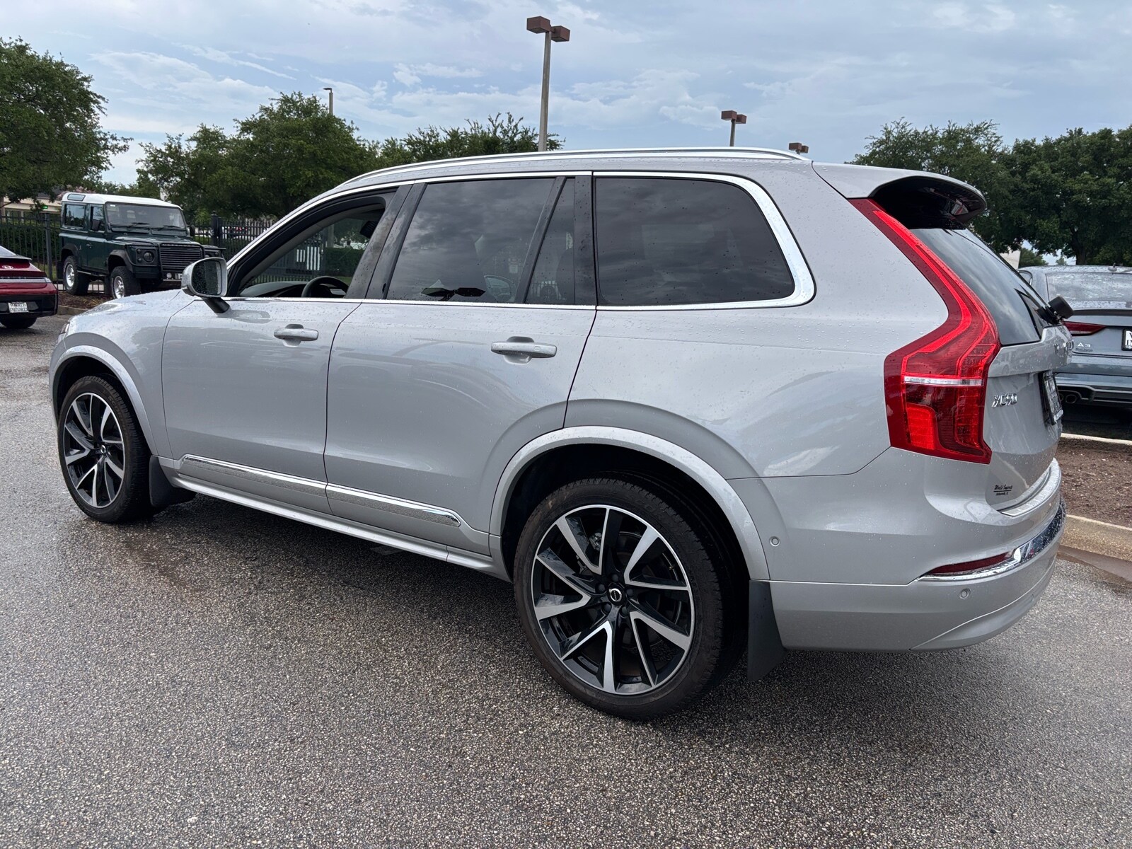 2023 Volvo XC90 Plus photo 3
