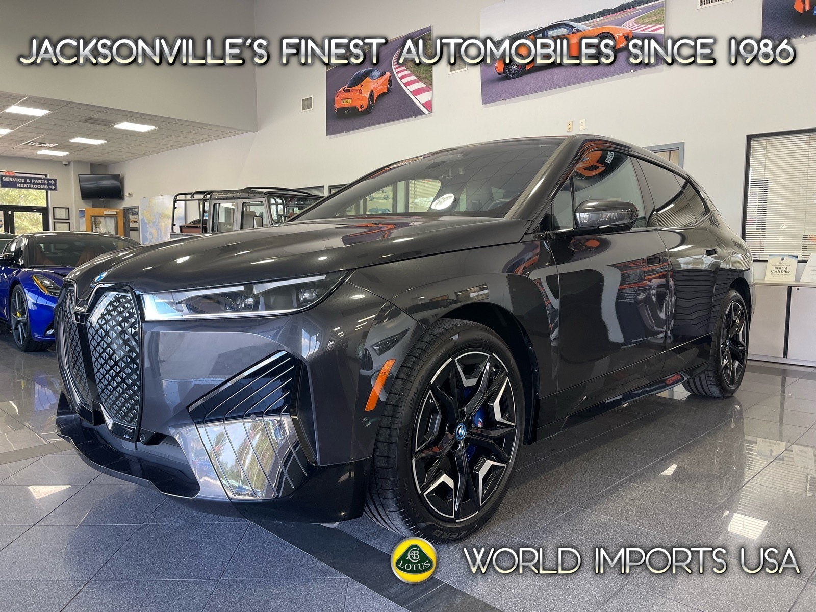 2024 BMW iX Base's photo