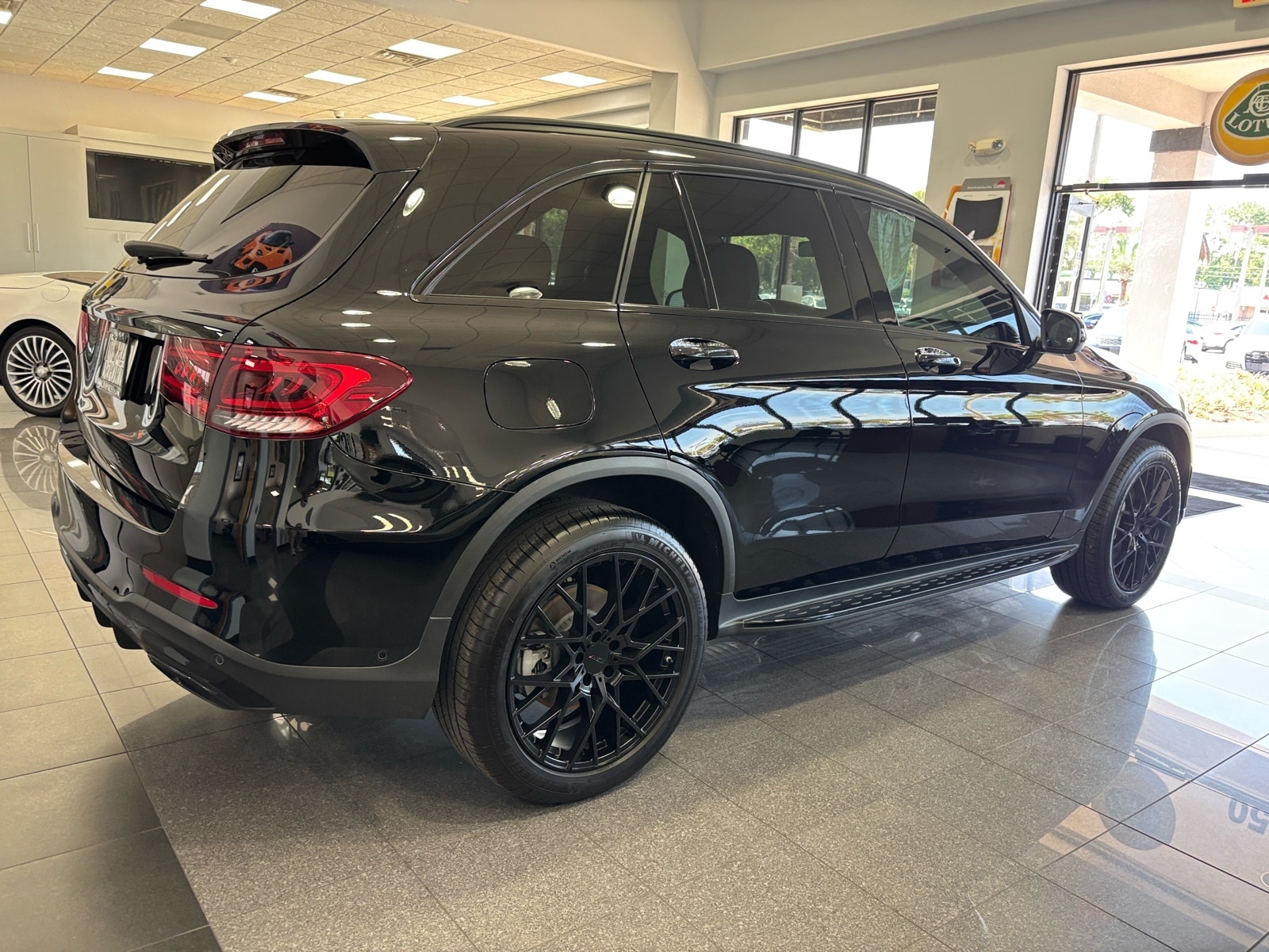 2022 Mercedes-Benz GLC GLC300 - Photo 14