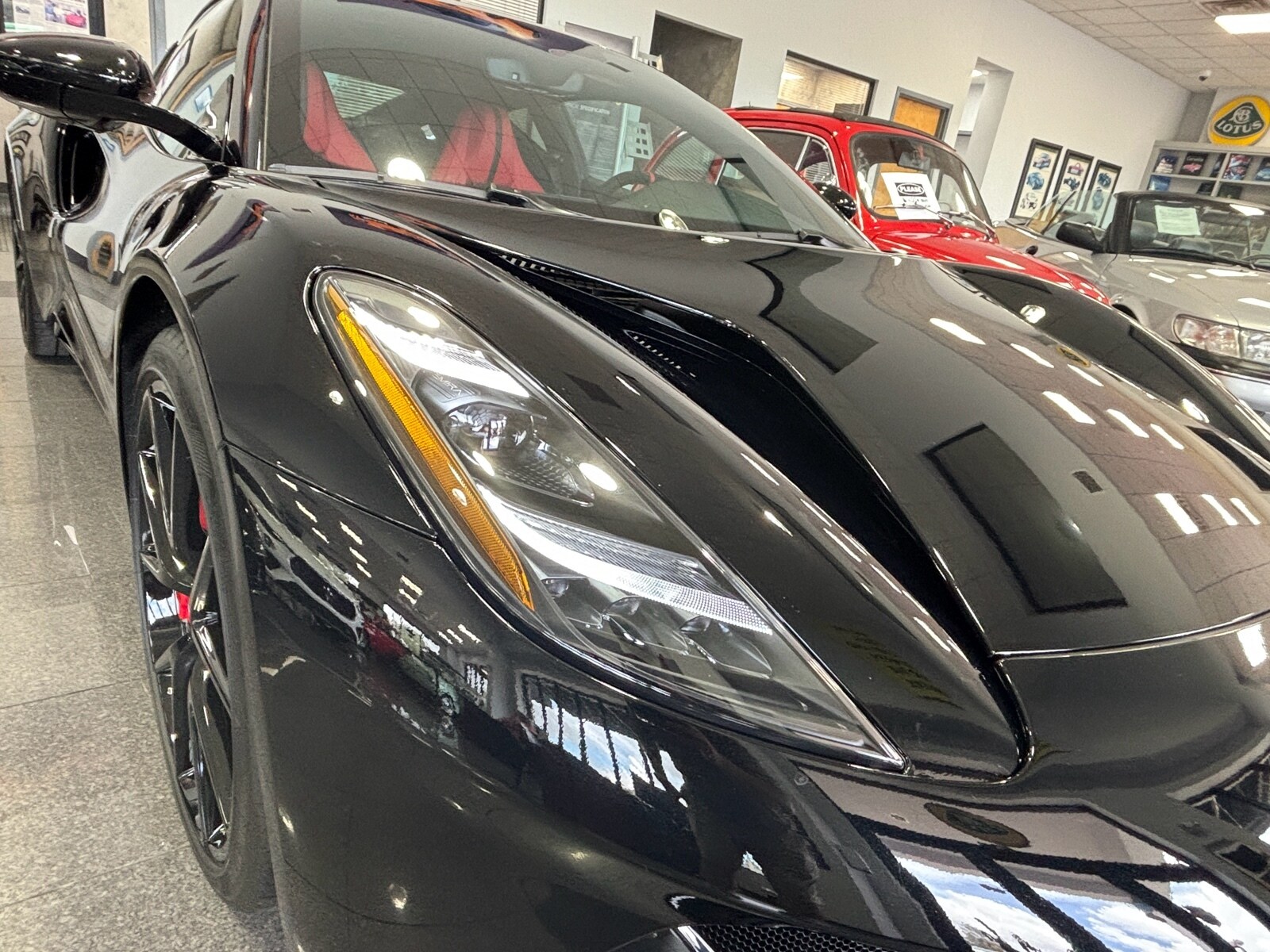 2024 Lotus Emira First Edition - Photo 23