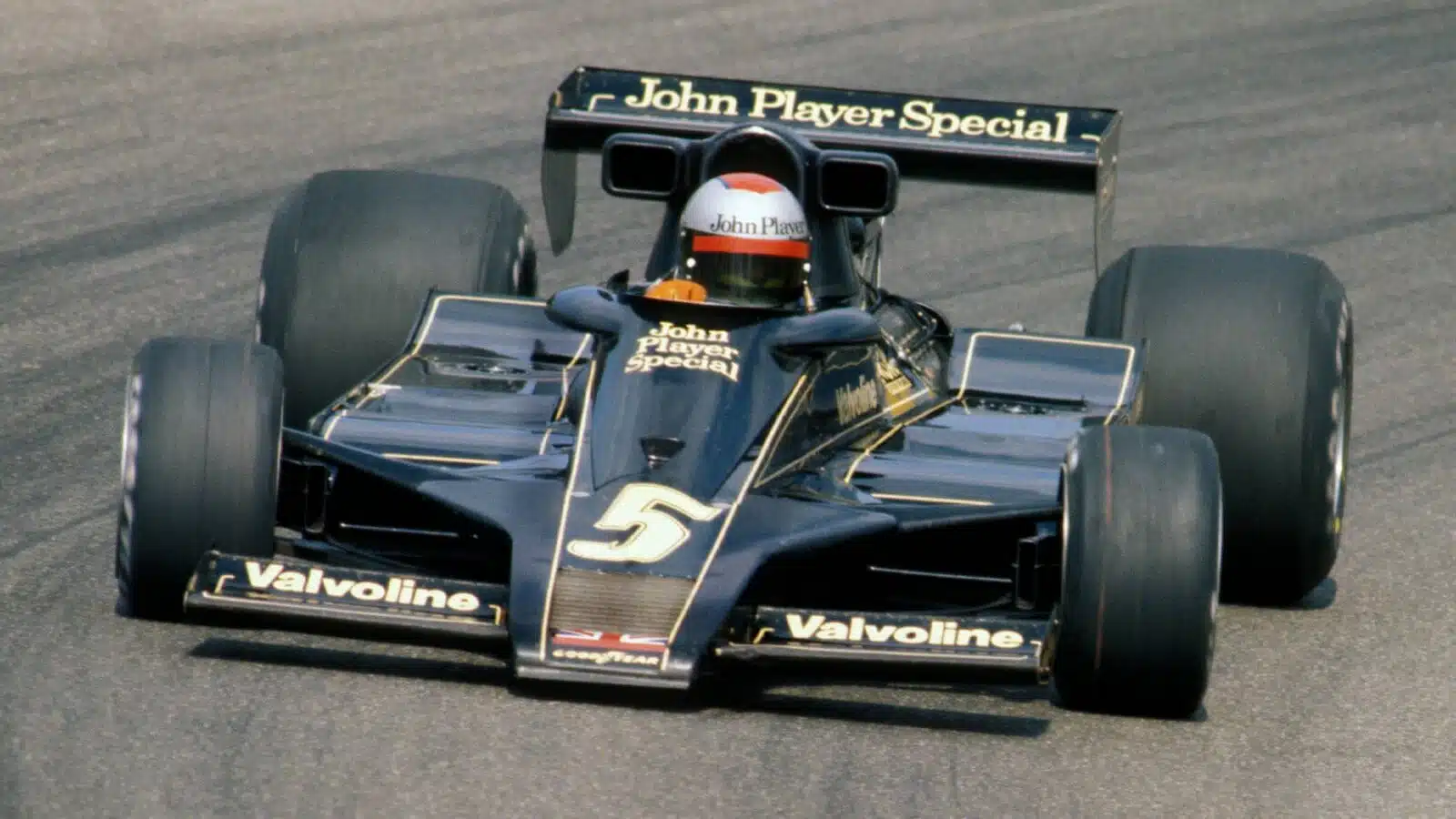1977-Dutch-GP-Mario-Andretti-Lotus-78-1600x900.jpg.webp