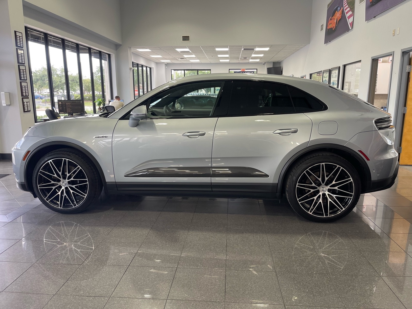 Used 2025 Porsche Macan S with VIN WP1AB2XAXSL150977 for sale in Jacksonville, FL