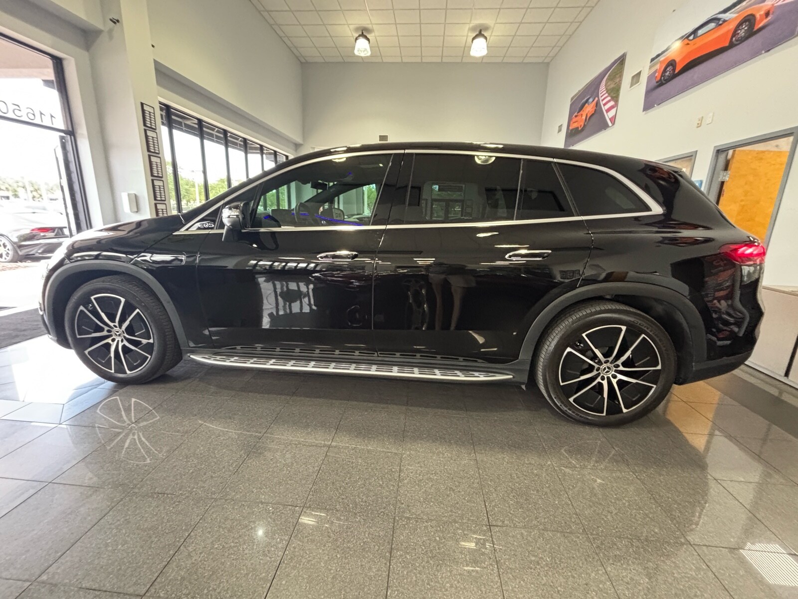 2023 Mercedes Benz EQS SUV 450 photo 2