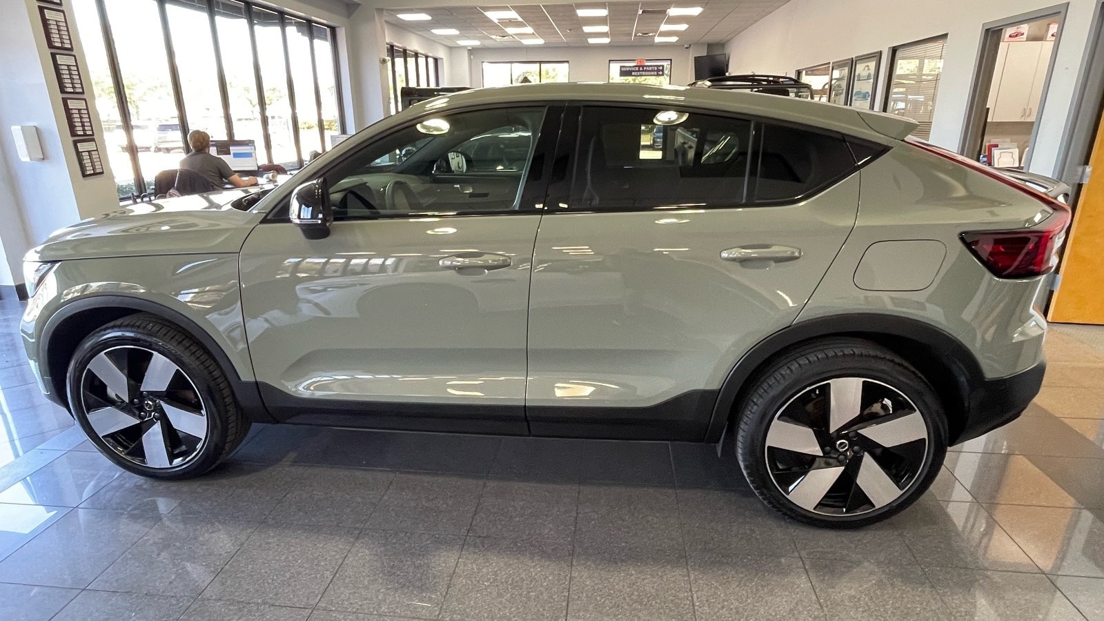 Certified 2024 Volvo C40 Ultimate with VIN YV4ER3GM4R2094243 for sale in Jacksonville, FL