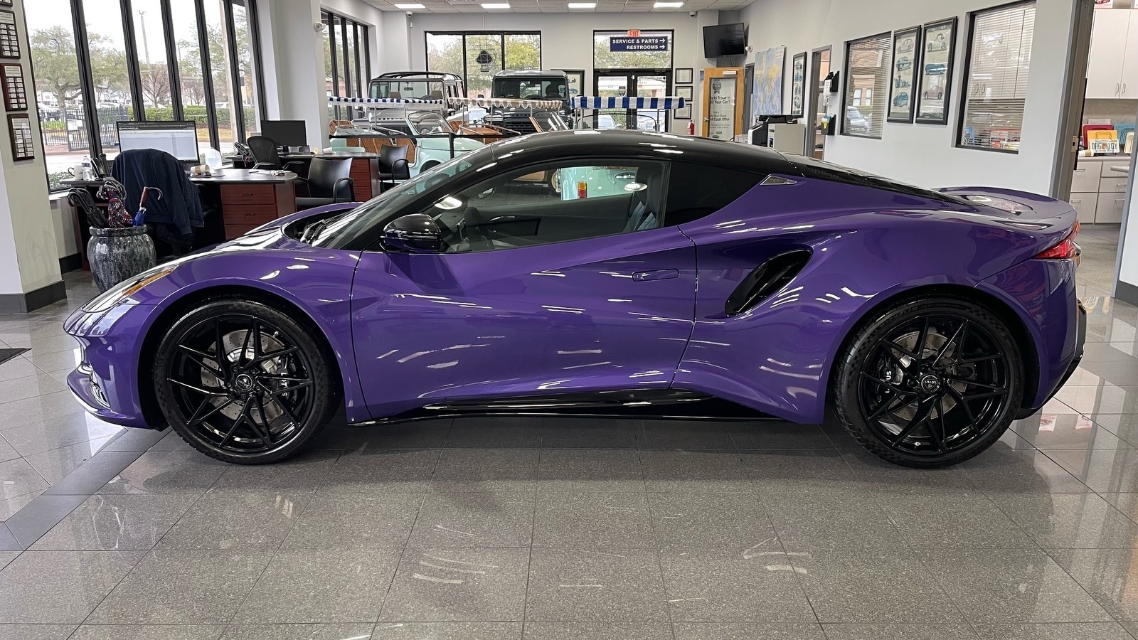 View vehicle photo 2