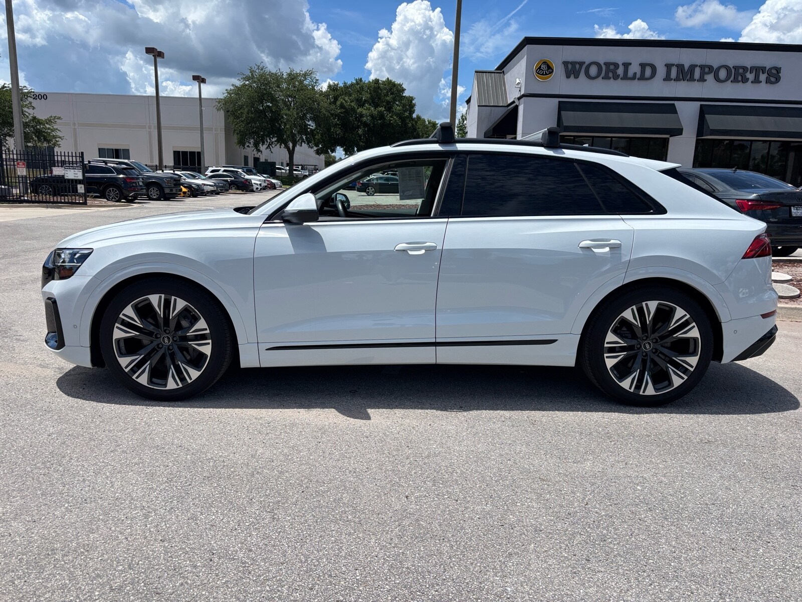 2024 Audi Q8 line Prestige photo 2