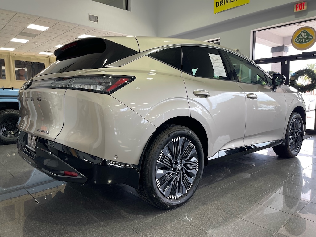 Certified 2025 Nissan Murano Platinum SUV