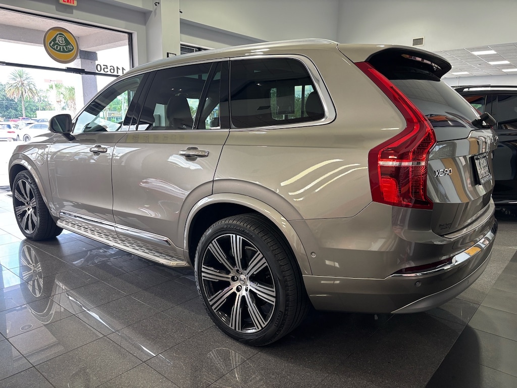 Certified 2022 Volvo XC90 Recharge Plug-In Hybrid Inscription - NEW $81,405.00