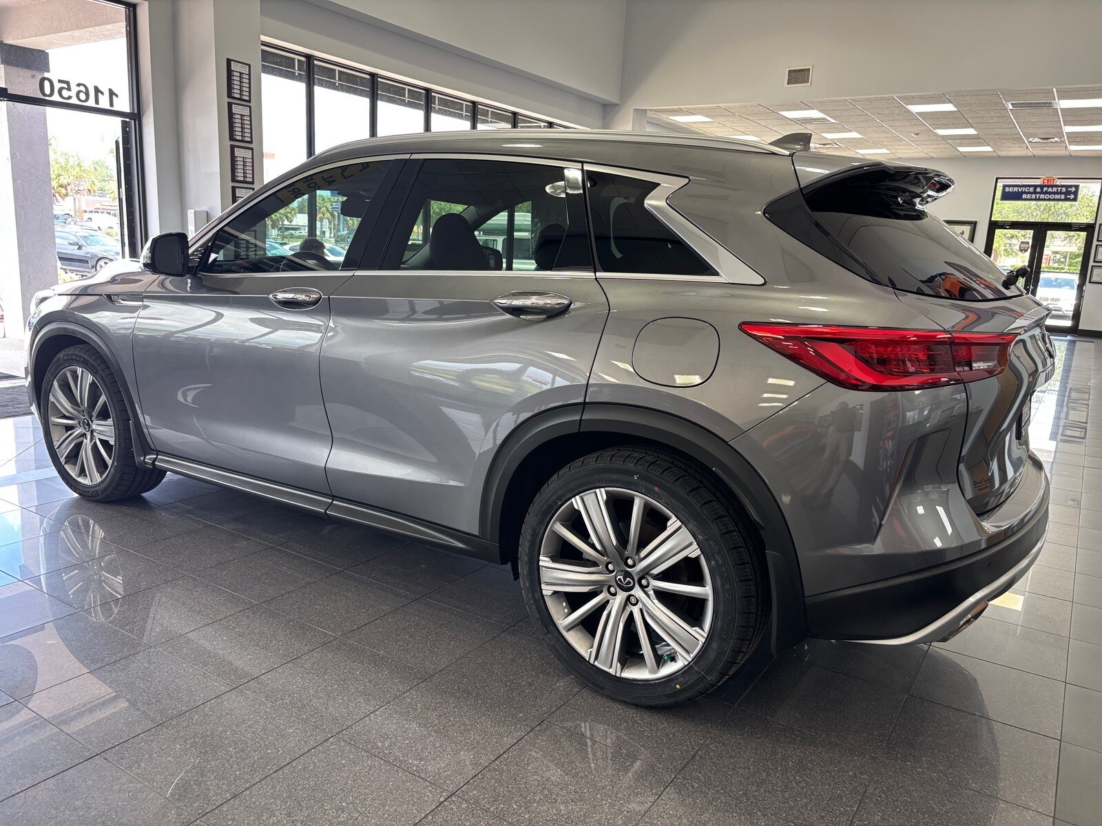2021 Infiniti QX50 Sensory photo 3