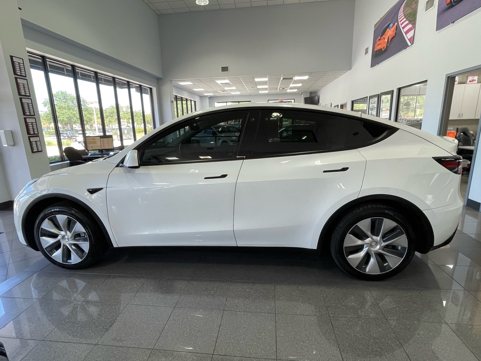 Used 2021 Tesla Model Y Long Range with VIN 5YJYGDEE8MF140315 for sale in Jacksonville, FL
