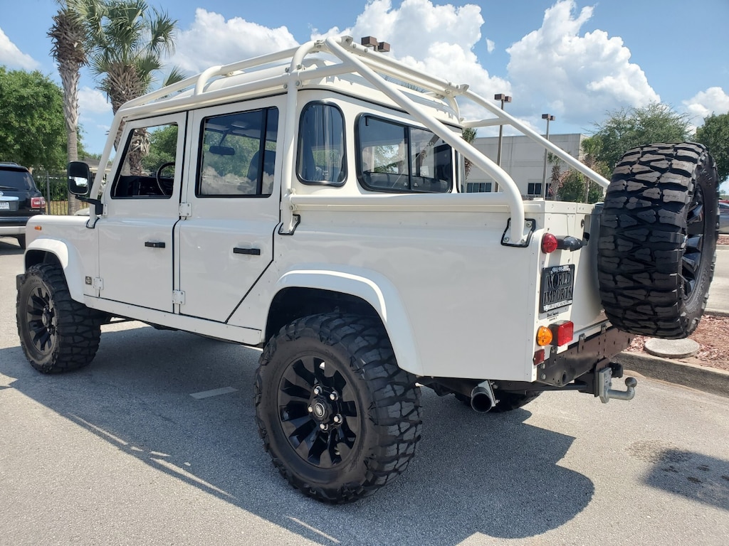 Certified 1988 Land Rover Defender 110 Crew CAB V8 - (Collector Series)