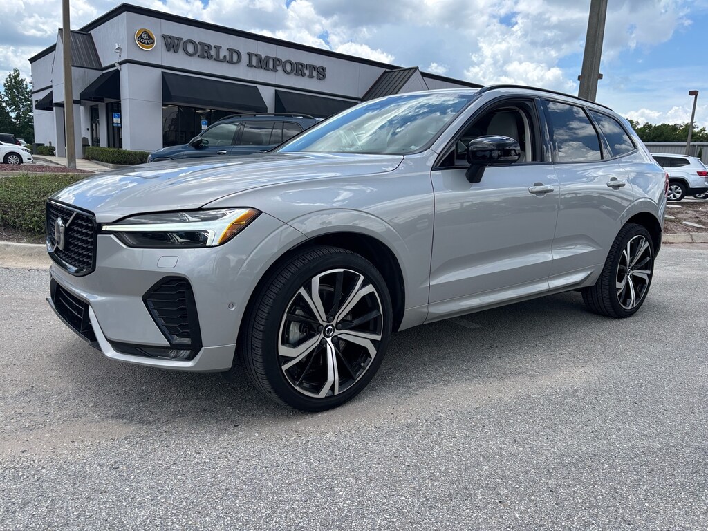Certified 2023 Volvo XC60 Ultimate Dark Theme - NEW $65,135.00