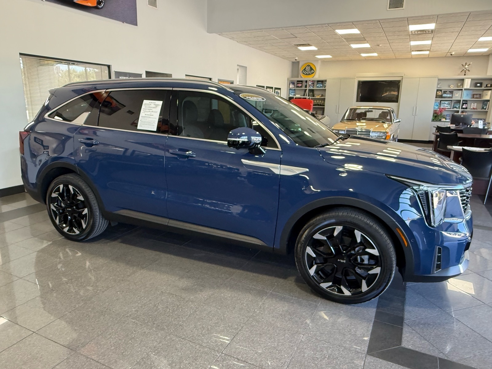 Image of 2024 Kia Sorento SX