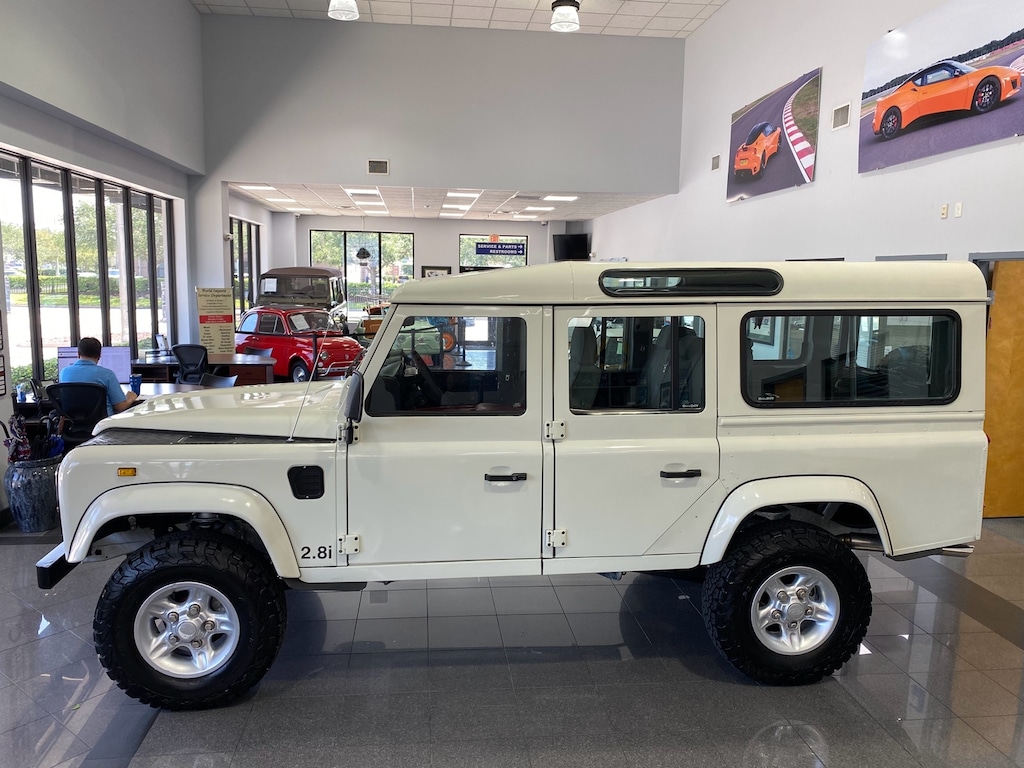 Certified 1998 Land Rover Defender 5-DR Rare BMW 2.8 LHD - (Collector Series)