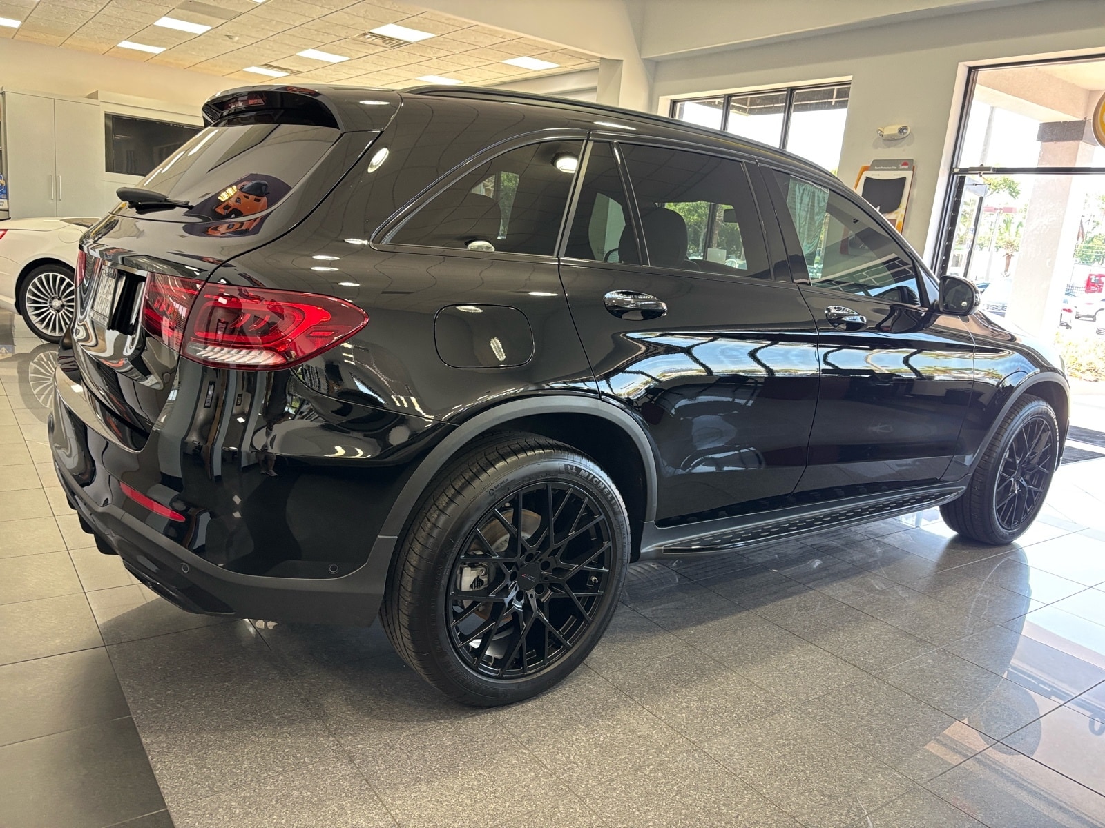 2022 Mercedes-Benz GLC GLC300 - Photo 18