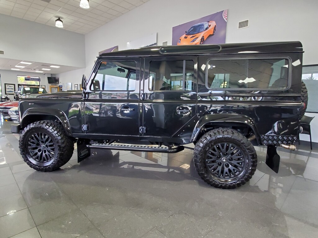Certified 1992 Land Rover Defender 110 5 Door V8 - (Collector Series)
