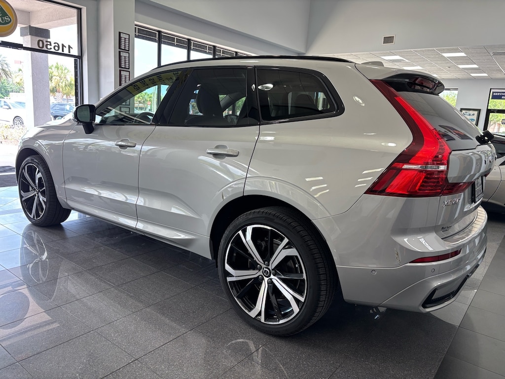 Certified 2023 Volvo XC60 Ultimate Dark Theme - NEW $65,135.00