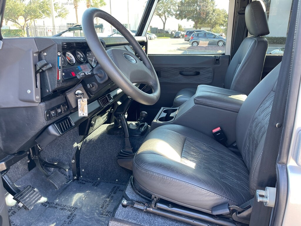 Certified 1996 Land Rover Defender 110 5-Door 3.9 V8 - (Collector Series) SUV