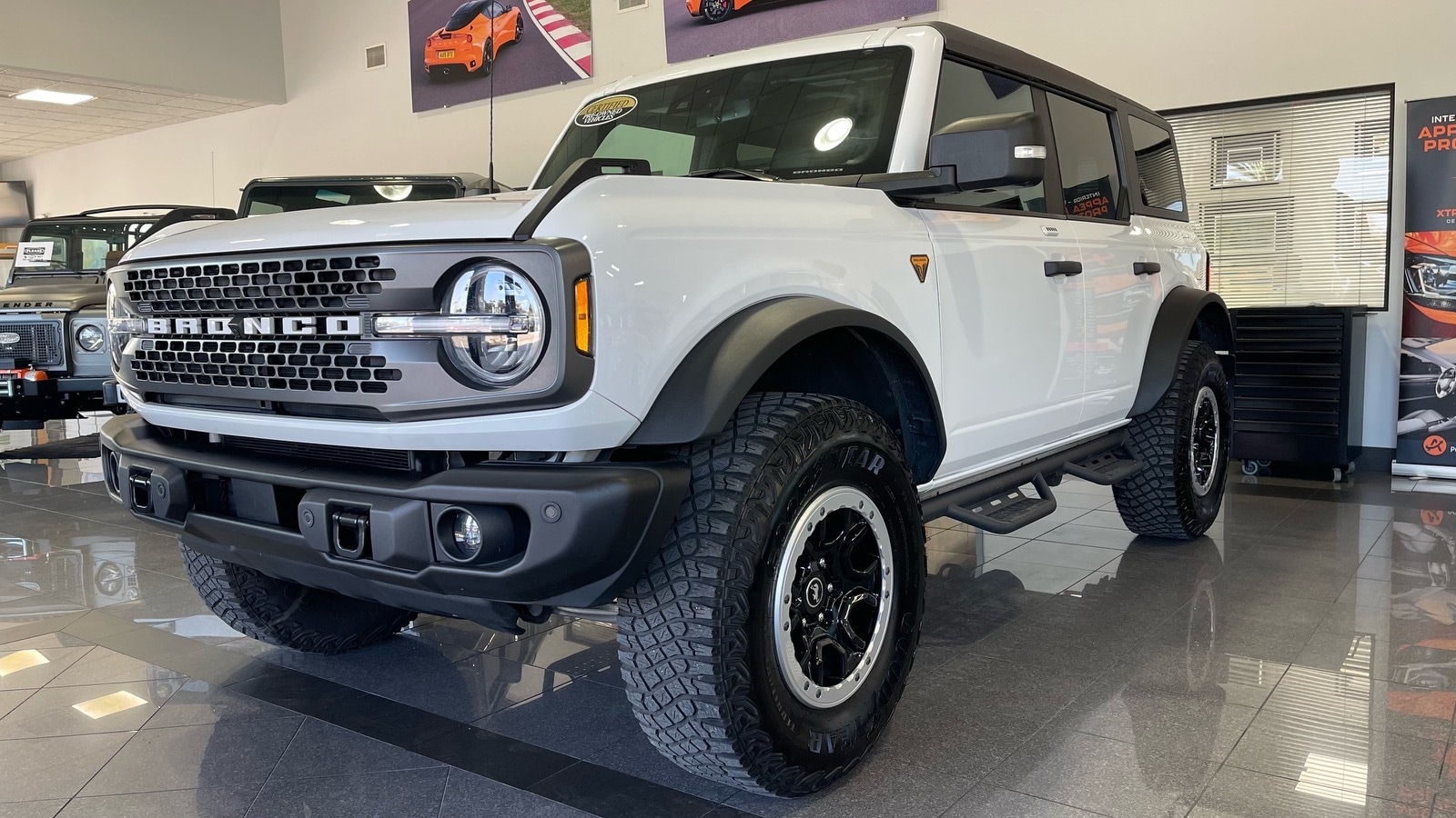 2023 Ford Bronco 4-Door Badlands
