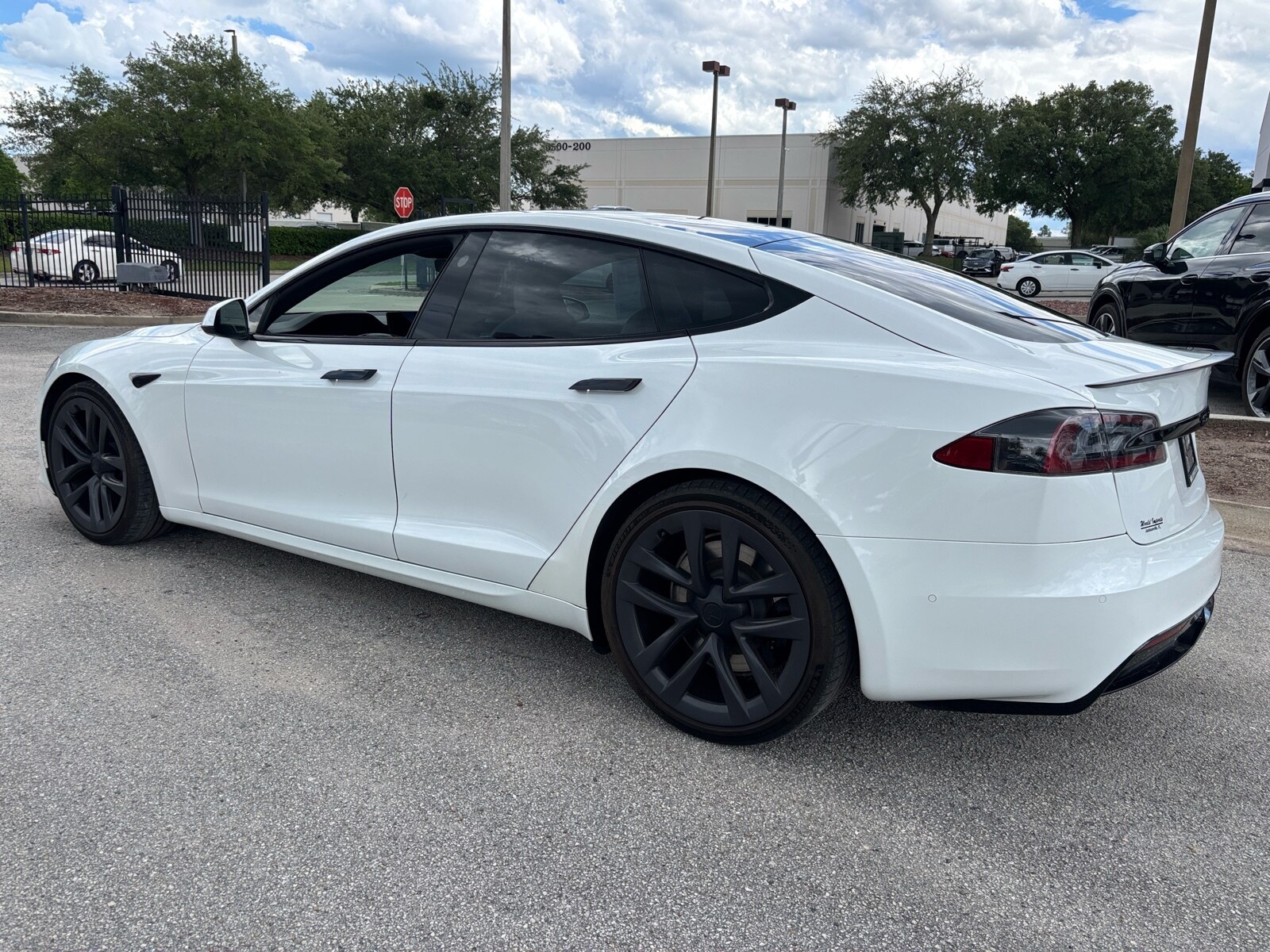 2022 Tesla Model S Plaid photo 3