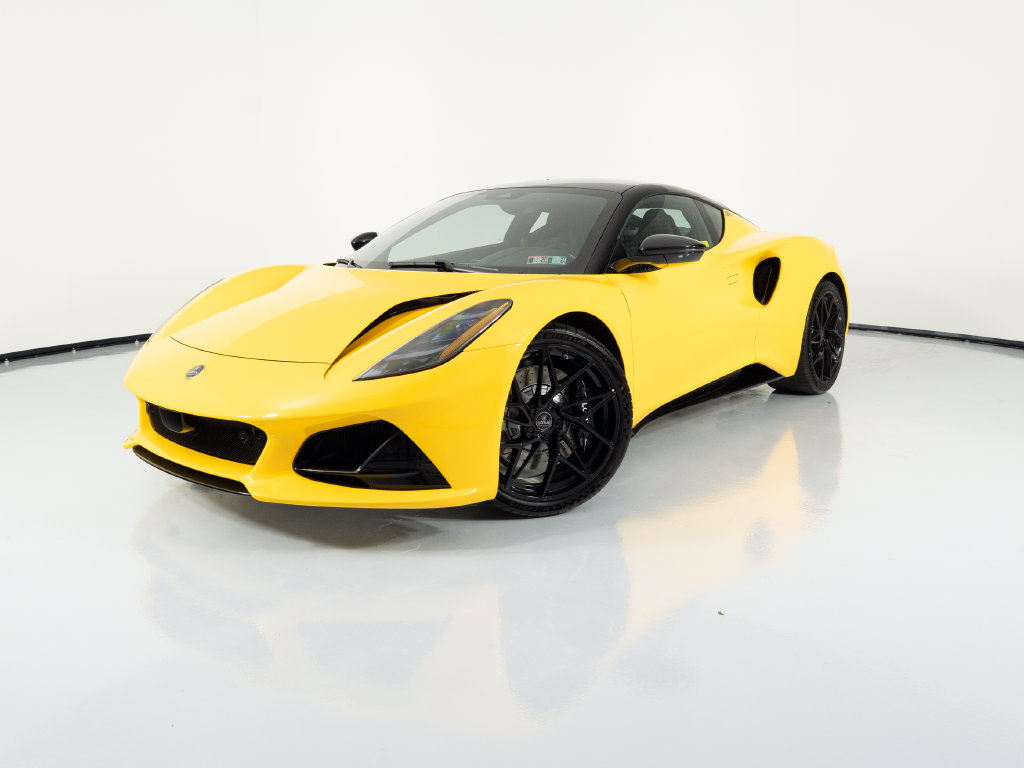  Lotus Emira