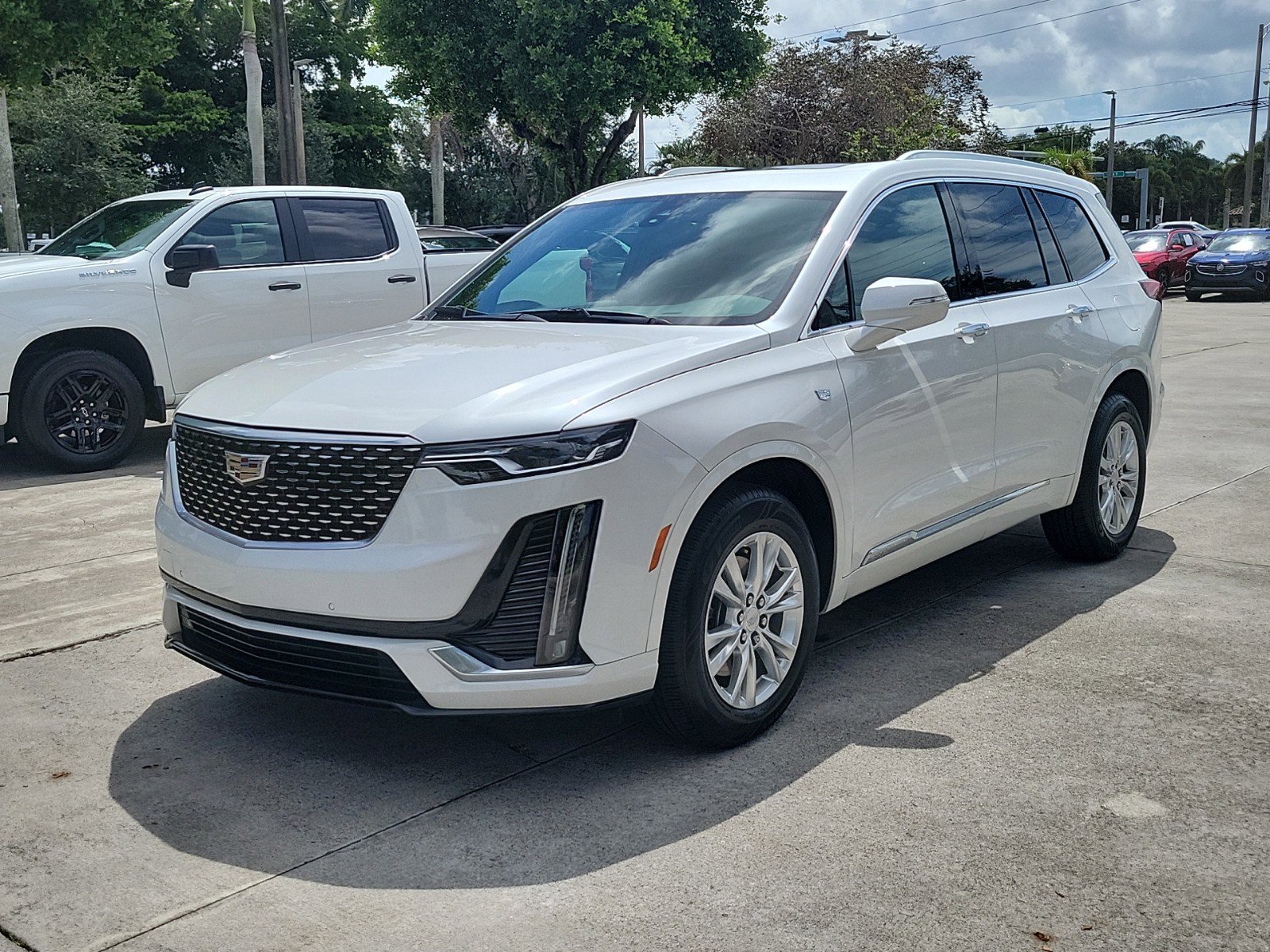 Used 2021 Cadillac XT6 Luxury with VIN 1GYKPAR47MZ137576 for sale in Coconut Creek, FL