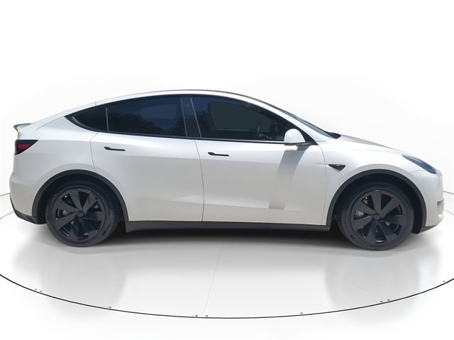 Used 2021 Tesla Model Y Long Range with VIN 5YJYGAEE7MF145665 for sale in Coconut Creek, FL