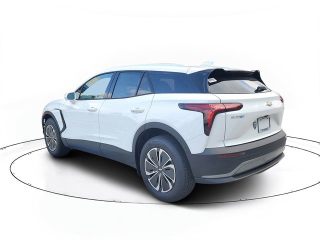 Chevrolet Blazer EV photo 3