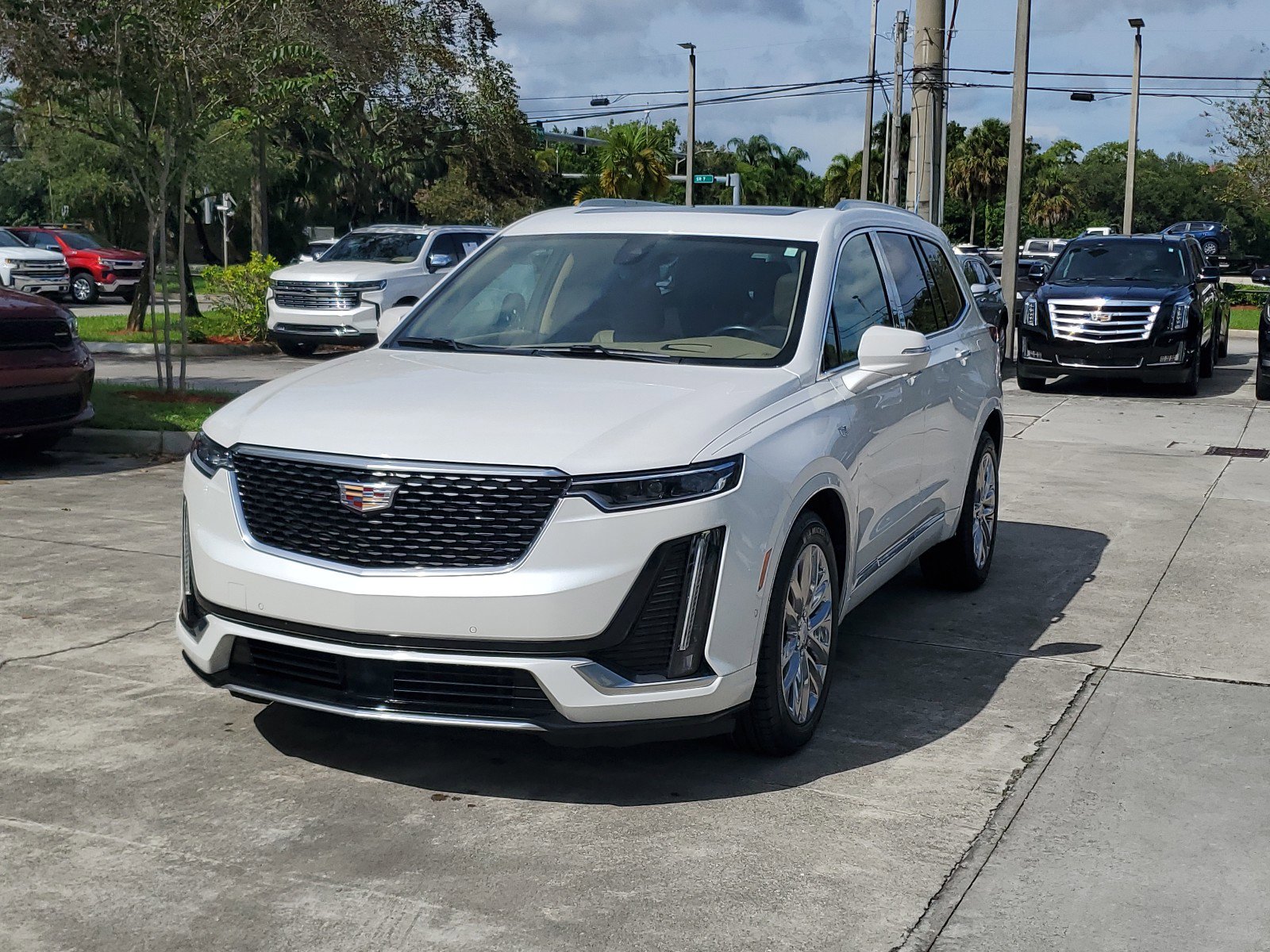 Used 2021 Cadillac XT6 Premium Luxury with VIN 1GYKPERS3MZ232111 for sale in Coconut Creek, FL