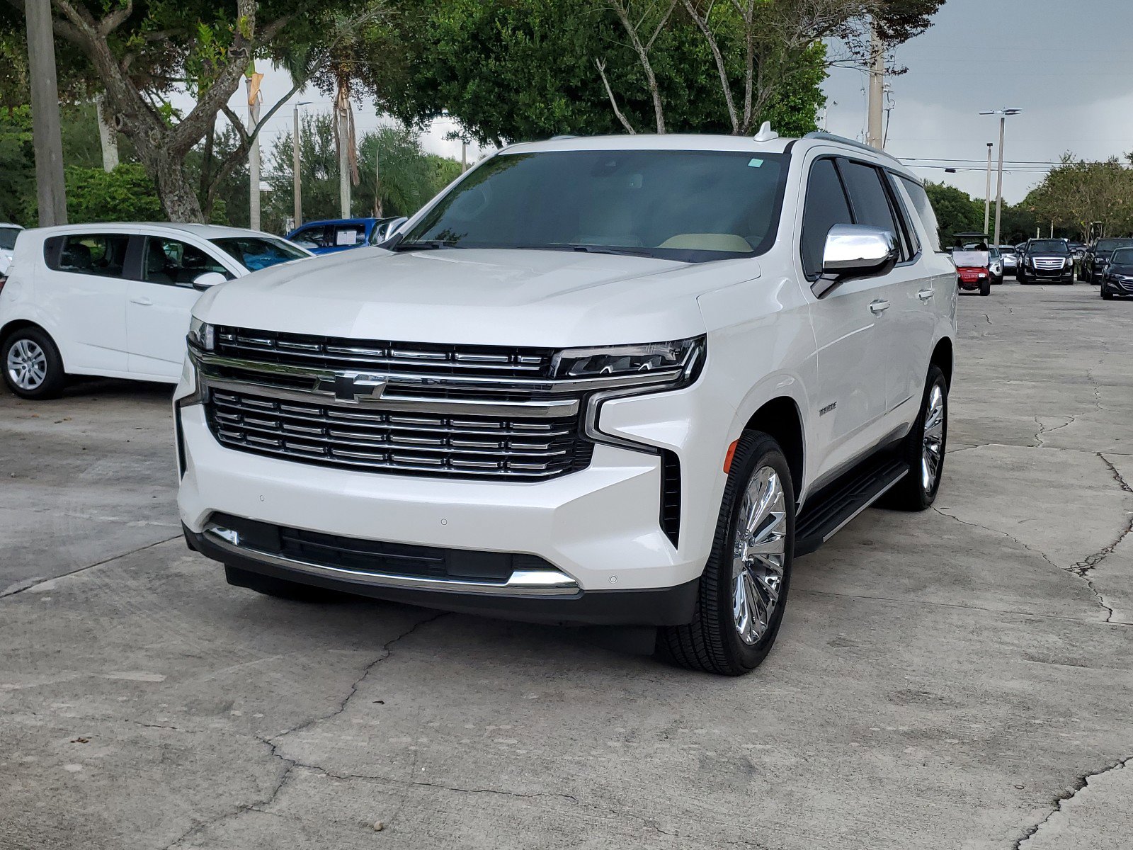 Certified 2021 Chevrolet Tahoe Premier with VIN 1GNSCSKD7MR476122 for sale in Coconut Creek, FL