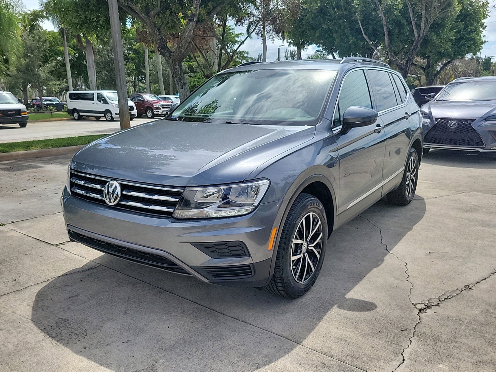 Used 2021 Volkswagen Tiguan SE with VIN 3VV3B7AX5MM070934 for sale in Coconut Creek, FL