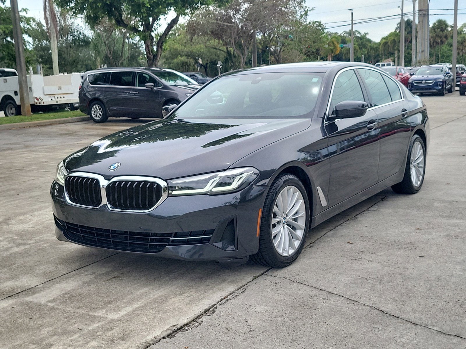 Used 2023 BMW 5 Series 530i with VIN WBA53BH00PCN82717 for sale in Coconut Creek, FL