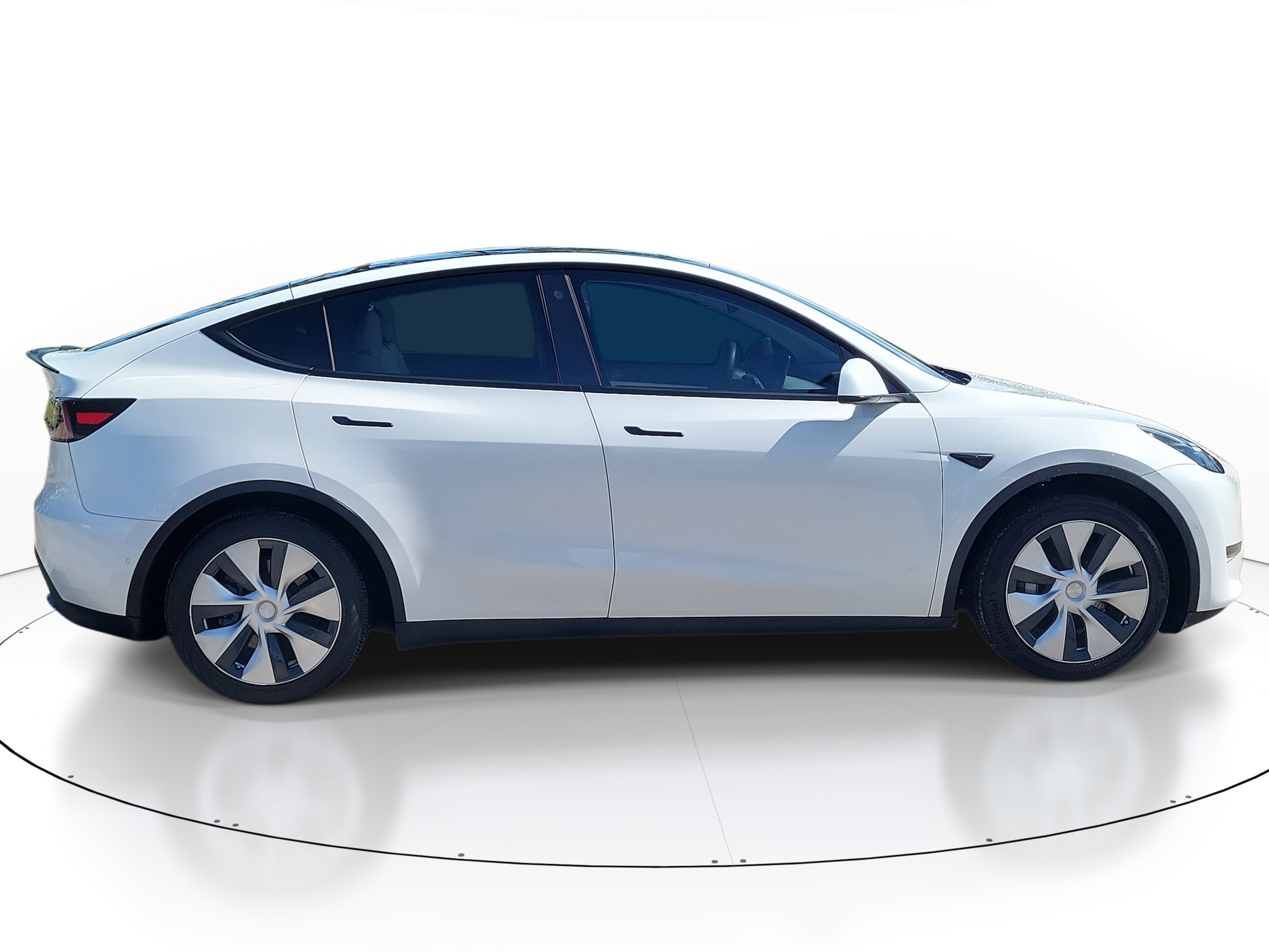 Used 2022 Tesla Model Y Long Range with VIN 7SAYGAEE2NF339623 for sale in Pompano Beach, FL