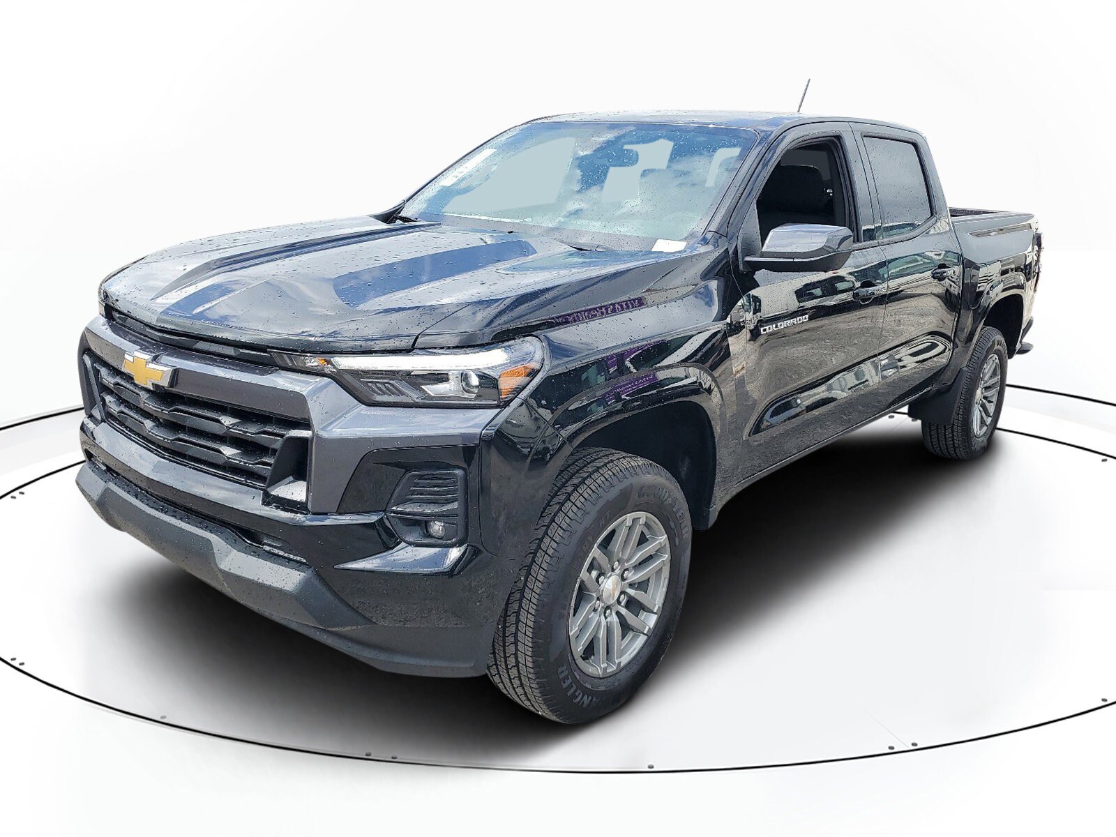 2025 Chevrolet Colorado LT photo 3