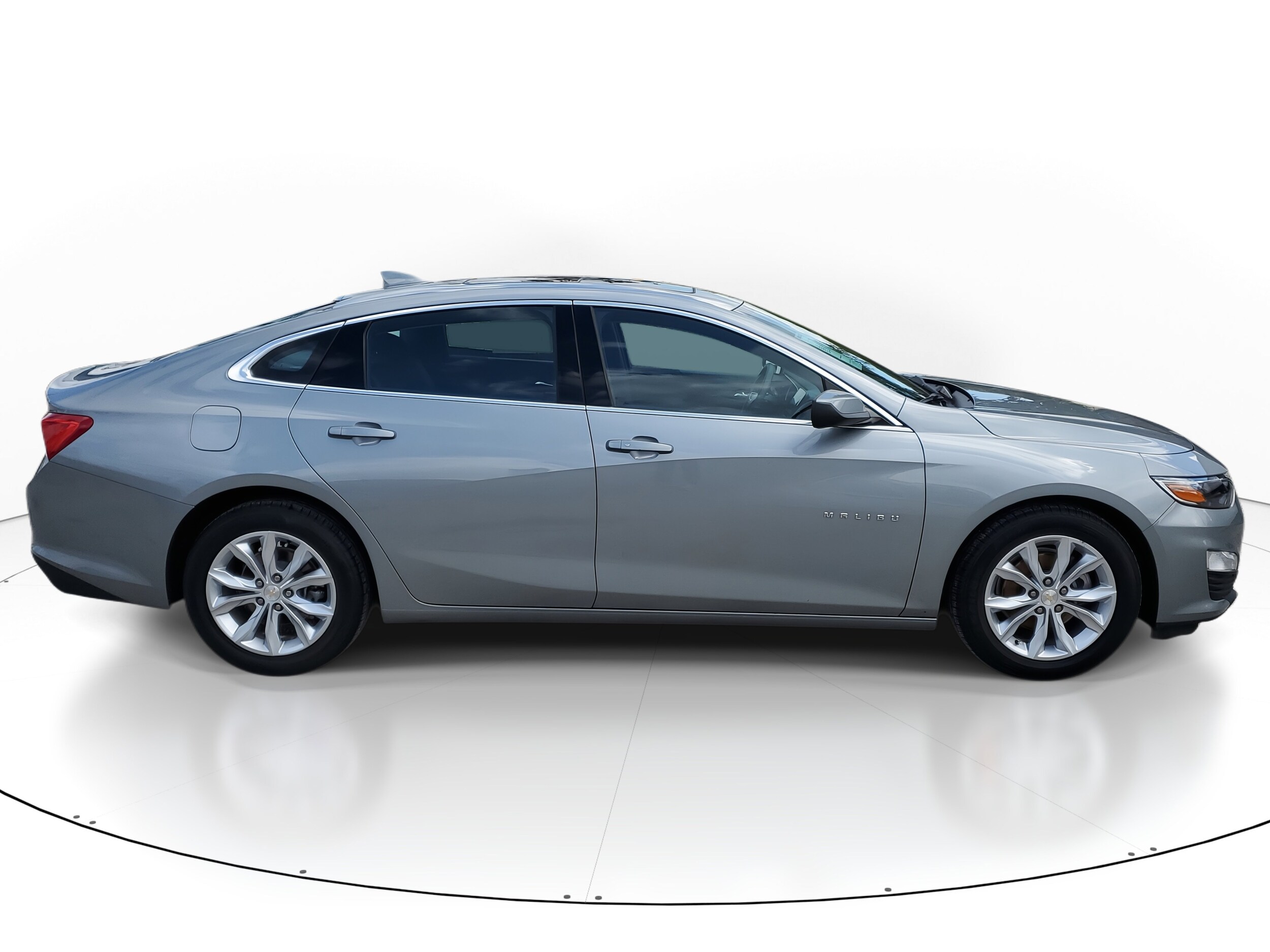 2023 Chevrolet Malibu 1LT photo 2