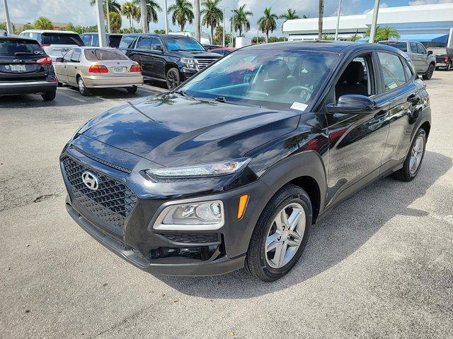 Used 2019 Hyundai Kona SE with VIN KM8K12AA8KU281772 for sale in Pompano Beach, FL