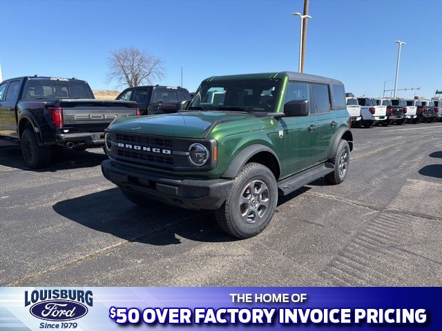 2025 Ford Bronco SUV 