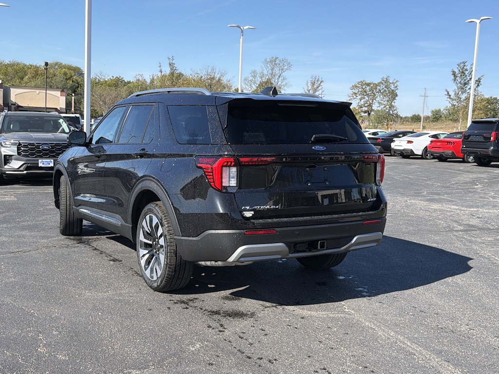 New 2025 Ford Explorer Platinum 4x4 SUV